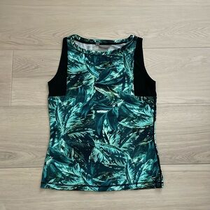 Athleta UPF Fitted Tank Size Small